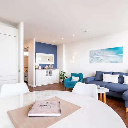 App 212 - Strandlage Lejlighed *